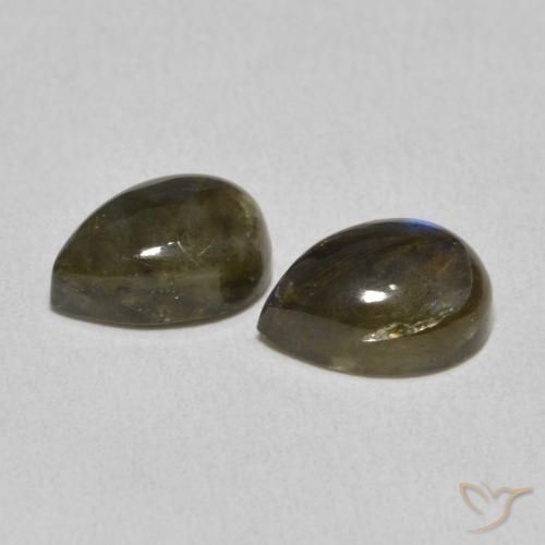 Shop natural 4.77ct マルチカラー ラブラドライト gems, 洋梨の形, from マダガスカル at GemSelect. In stock, global shipping!