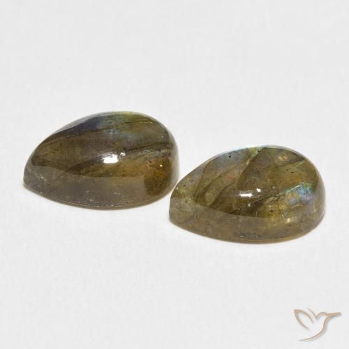 Shop natural 7.64ct マルチカラー ラブラドライト gems, 洋梨の形, from マダガスカル at GemSelect. In stock, global shipping!