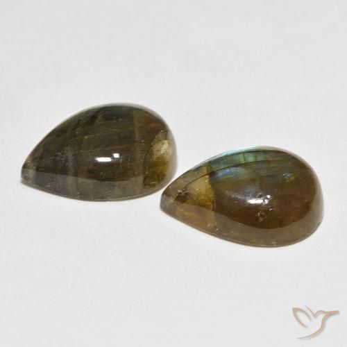 Shop natural 22.48ct マルチカラー ラブラドライト gems, 洋梨の形, from マダガスカル at GemSelect. In stock, global shipping!