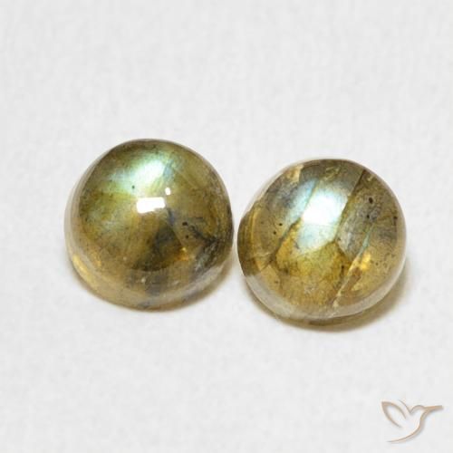 Shop natural 1.23ct マルチカラー ラブラドライト gems, ラウンド, from マダガスカル at GemSelect. In stock, global shipping!