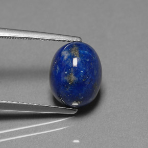 4.87カラットの天然ロイヤルブルーラピスラズリ（10.9×8.6 mm・オーバルカット）