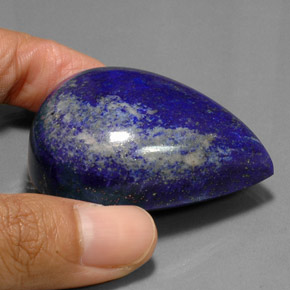 266.50カラットの天然ロイヤルブルーラピスラズリ（46.5×37.8 mm・洋梨の形）
