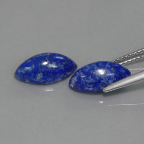 カラットの天然ロイヤルブルーラピスラズリ（11.7×6.2 mm・マーキス）