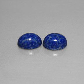 カラットの天然ロイヤルブルーラピスラズリ（8.1×6.2 mm・オーバルカット）