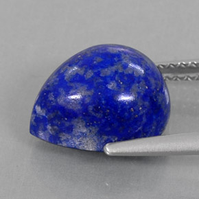 4.74カラットの天然ロイヤルブルーラピスラズリ（11.1×9.2 mm・洋梨の形）