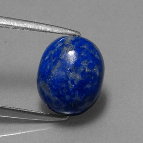 3.70カラットの天然ロイヤルブルーラピスラズリ（10×8.2 mm・オーバルカット）