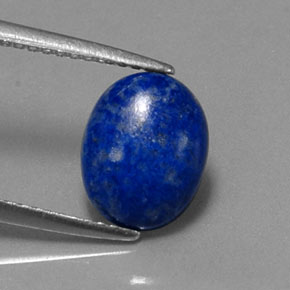 2.15カラットの天然ロイヤルブルーラピスラズリ（9.8×7.7 mm・オーバルカット）