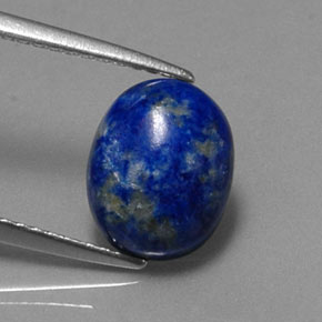 2.92カラットの天然ロイヤルブルーラピスラズリ（10×8.1 mm・オーバルカット）
