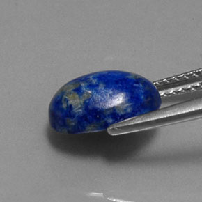 2.92カラットの天然ロイヤルブルーラピスラズリ（10×8.1 mm・オーバルカット）