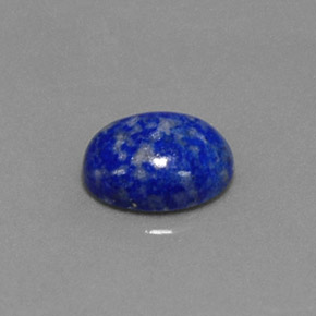 1.67カラットの天然ロイヤルブルーラピスラズリ（8.8×7 mm・オーバルカット）