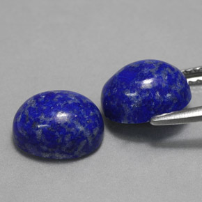 カラットの天然ロイヤルブルーラピスラズリ（8.9×7.1 mm・オーバルカット）