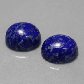 カラットの天然ロイヤルブルーラピスラズリ（9×7.2 mm・オーバルカット）