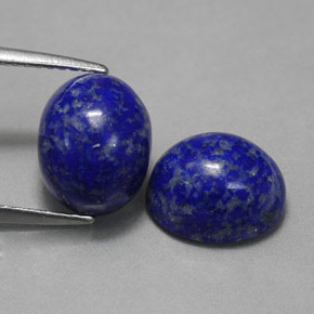 カラットの天然ロイヤルブルーラピスラズリ（10×8.1 mm・オーバルカット）