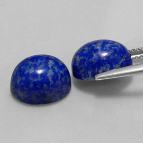 カラットの天然ロイヤルブルーラピスラズリ（10×8.1 mm・オーバルカット）