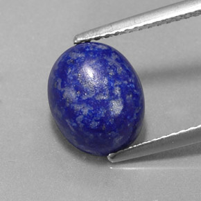 3.62カラットの天然ロイヤルブルーラピスラズリ（10.2×8.3 mm・オーバルカット）