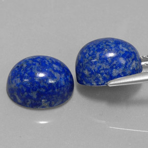カラットの天然ロイヤルブルーラピスラズリ（11.1×9.1 mm・オーバルカット）