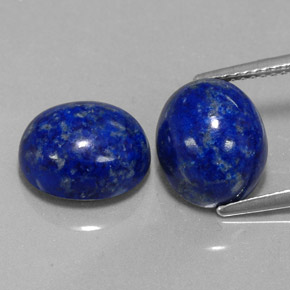 カラットの天然ロイヤルブルーラピスラズリ（11.2×9.2 mm・オーバルカット）