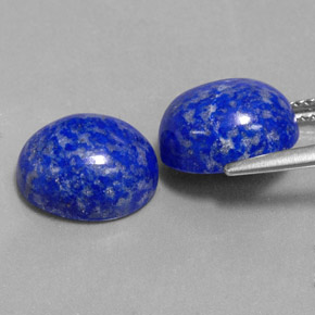 カラットの天然ロイヤルブルーラピスラズリ（11.1×9.1 mm・オーバルカット）