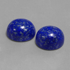 カラットの天然ロイヤルブルーラピスラズリ（9.8×8.1 mm・オーバルカット）
