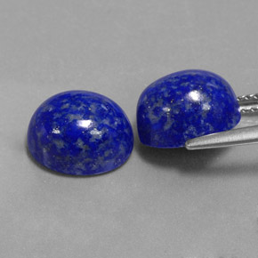 カラットの天然ロイヤルブルーラピスラズリ（9.8×8.1 mm・オーバルカット）