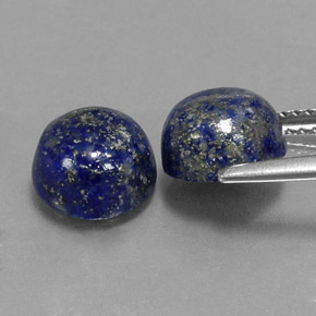 カラットの天然ロイヤルブルーラピスラズリ（8.22 mm・ラウンドカット）