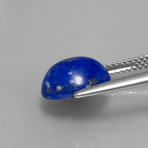 3.50カラットの天然ロイヤルブルーラピスラズリ（10.4×8.5 mm・オーバルカット）