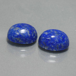 カラットの天然ロイヤルブルーラピスラズリ（9.1×7 mm・オーバルカット）