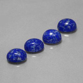 カラットの天然ロイヤルブルーラピスラズリ（8×6.2 mm・オーバルカット）