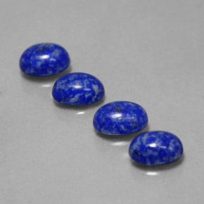 カラットの天然グリーンブルーラピスラズリ（7×5.1 mm・オーバルカット）