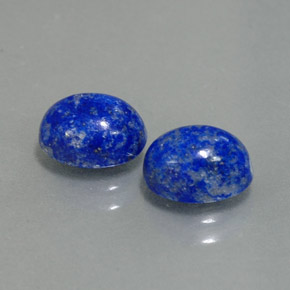 カラットの天然ロイヤルブルーラピスラズリ（7.9×6.3 mm・オーバルカット）
