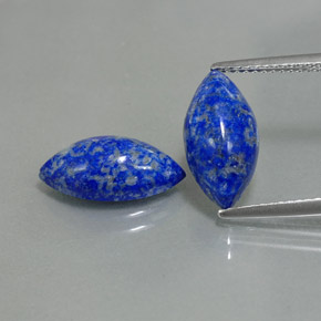 カラットの天然ロイヤルブルーラピスラズリ（13.9×7.1 mm・マーキス）