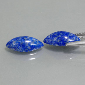 カラットの天然ロイヤルブルーラピスラズリ（11.9×6 mm・マーキス）