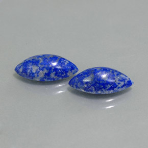 カラットの天然ロイヤルブルーラピスラズリ（14.1×7.1 mm・マーキス）