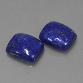 8.25カラットの天然ダークブルーラピスラズリ（11.1×9 mm・クッションカット）