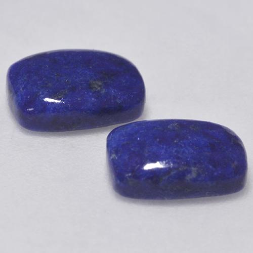 2.59カラットの天然ダークブルーラピスラズリ（8.2×6.2 mm・クッションカット）
