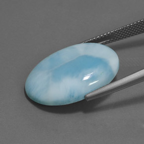 15.89カラットの天然ブルーラリマー（22×16.4 mm・オーバルカット）