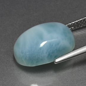 7.96カラットの天然ブルーラリマー（14.1×10.2 mm・オーバルカット）