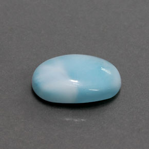 3.36カラットの天然ブルーラリマー（12.4×8.7 mm・オーバルカット）