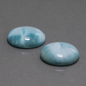 カラットの天然ブルーラリマー（14.2×10.2 mm・オーバルカット）