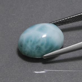 8.07カラットの天然ブルーグリーンラリマー（13.4×10.1 mm・オーバルカット）