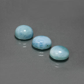 カラットの天然ブルーラリマー（9.5×7.4 mm・オーバルカット）