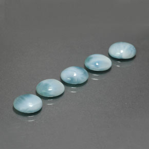 カラットの天然ブルーラリマー（9.1×7 mm・オーバルカット）