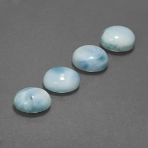 カラットの天然ブルーラリマー（9.1×7.1 mm・オーバルカット）