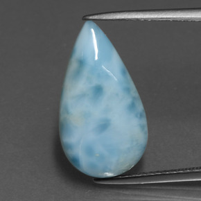 5.71カラットの天然グリーンブルーラリマー（18.8×10.5 mm・洋梨の形）