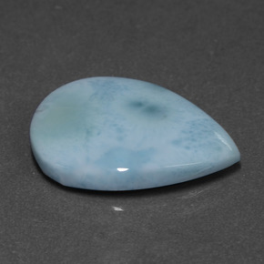 6.90カラットの天然ブルーラリマー（18.8×13.6 mm・洋梨の形）