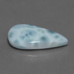 9.56カラットの天然ブルーラリマー（22.7×11.6 mm・洋梨の形）