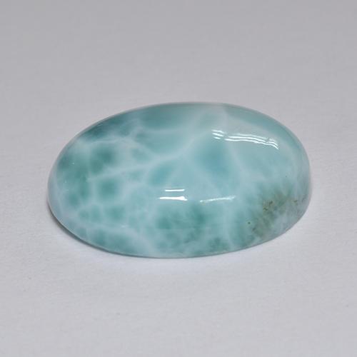 8.82カラットの天然ブルーラリマー（16.3×12.3 mm・オーバルカット）