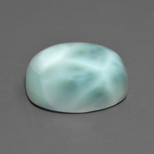 8.23カラットの天然薄い緑がかった青ラリマー（13.9×10.2 mm・オーバルカット）