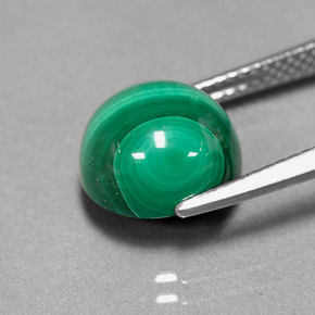 7.38カラットの天然マルチカラーグリーンマラカイト（10.21 mm・ラウンドカット）