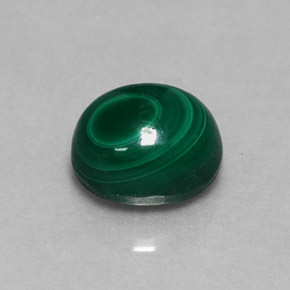 1.51カラットの天然マルチカラーグリーンマラカイト（6.4×5.3 mm・オーバルカット）